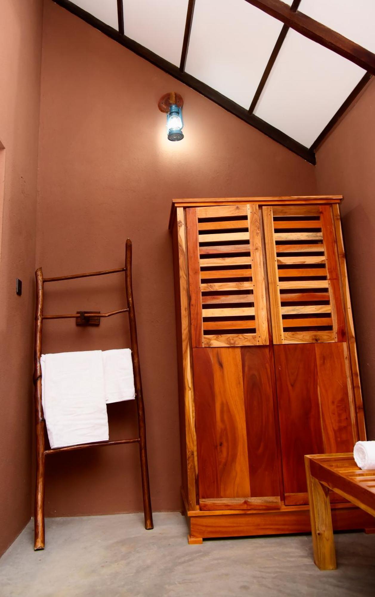 Coco Village Hotel Chilaw Bagian luar foto