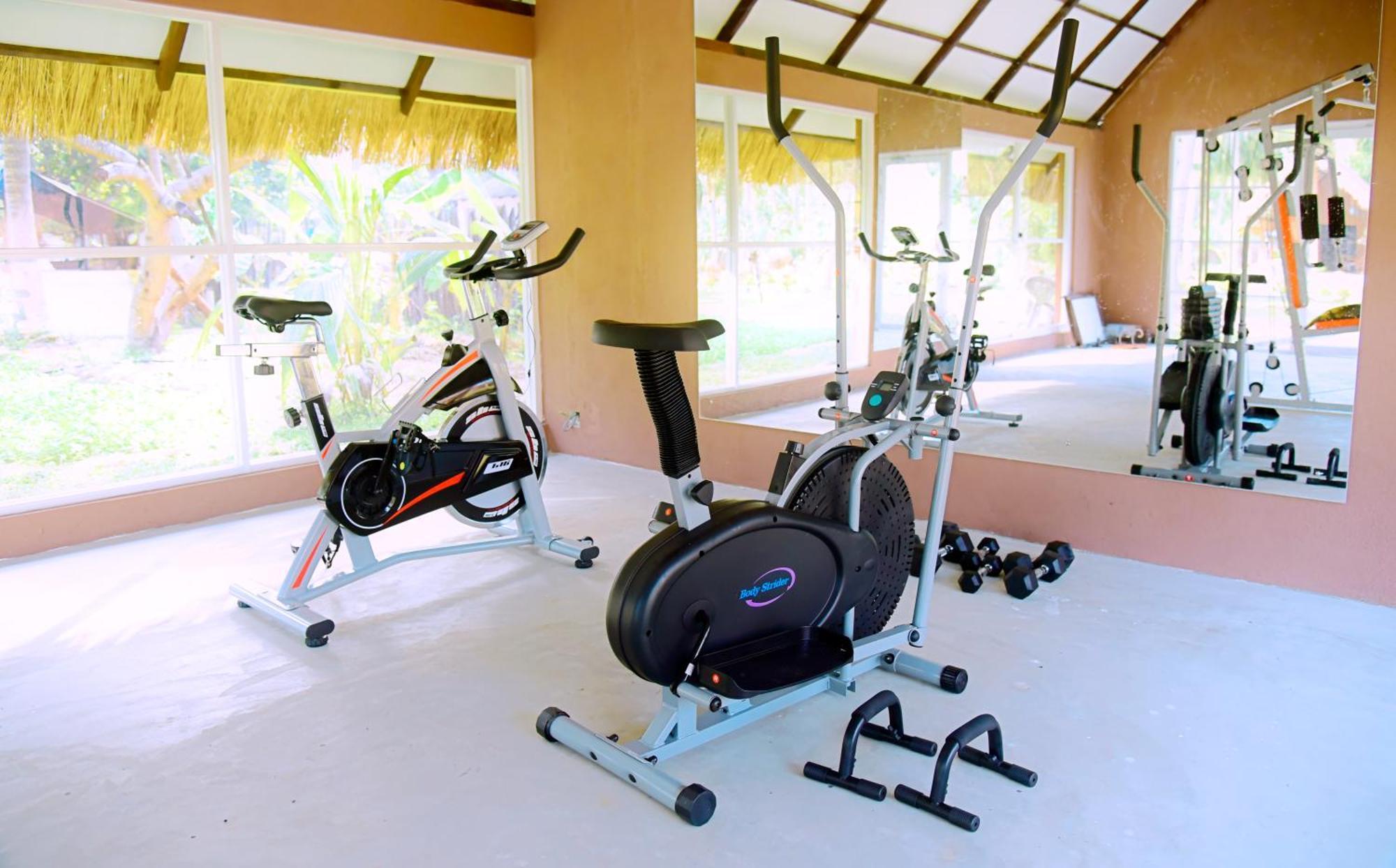 Coco Village Hotel Chilaw Bagian luar foto